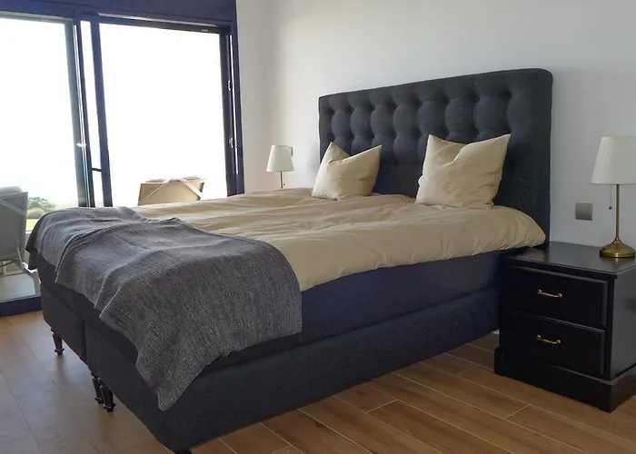 Luxury Apartment Sea, Golf And Gibraltar View, Alcaidesa The Links, Ap 102