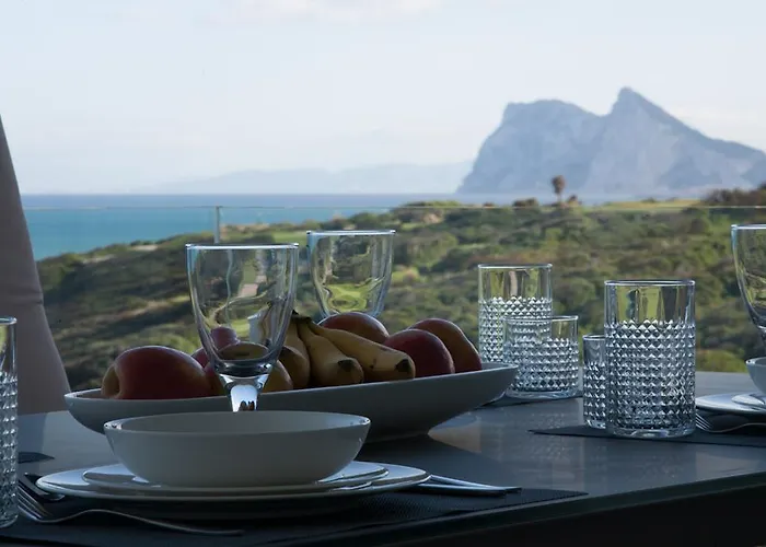 Luxury Apartment Sea, Golf And Gibraltar View, Alcaidesa The Links, Ap 102